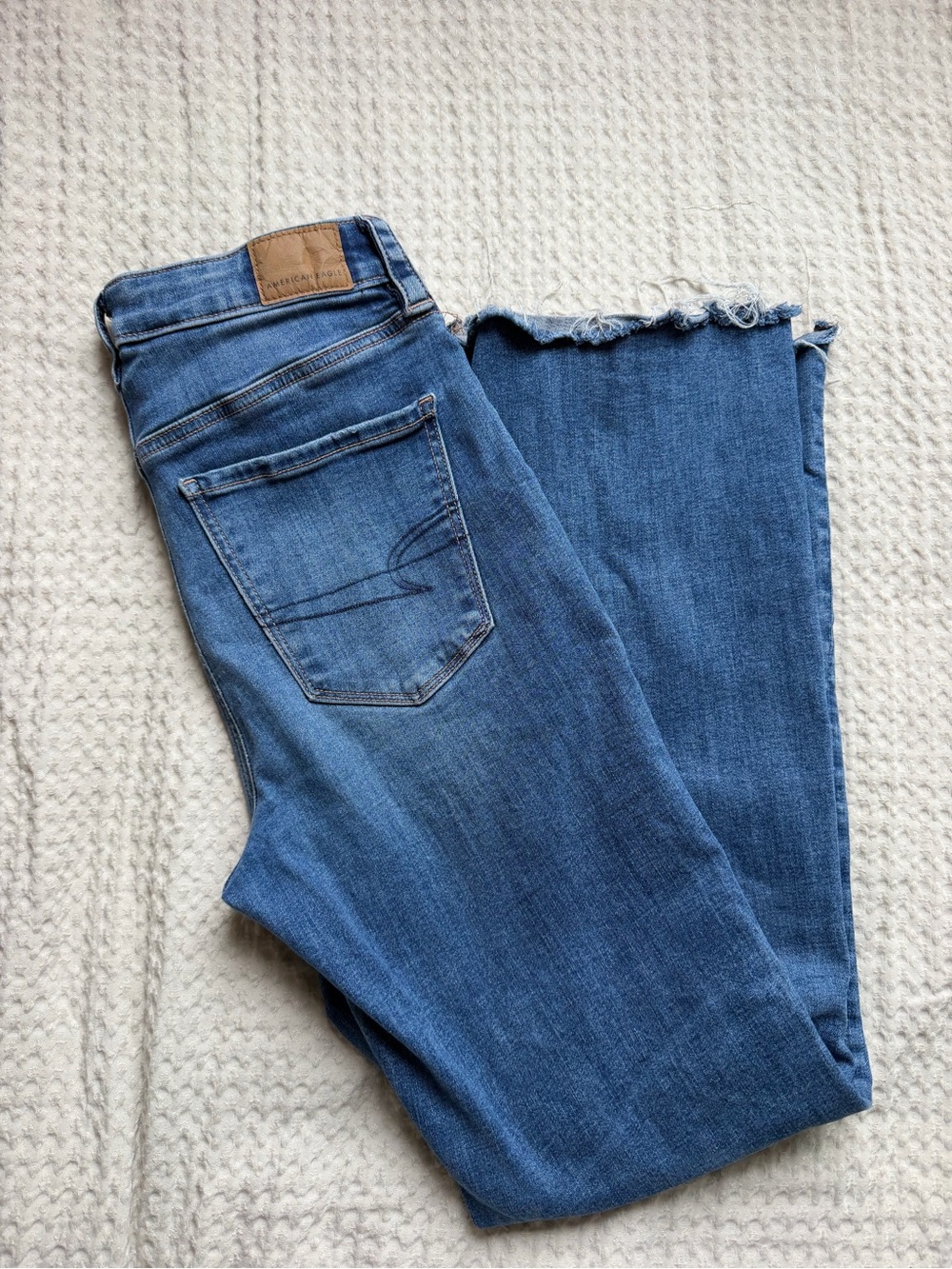 Blue Women’s Jeans - Classic Straight Leg American Eagle - Picture 1 of 3